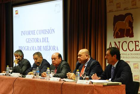 Casi 200.000 ejemplares, en el Libro Genealgico de Pura Raza Espaola