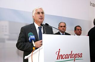 El presidente de Castilla-La Mancha, Jos� Mar�a Barreda, en una imagen de archivo tomada durante la inauguraci�n de la planta de la empresa c�rnica Incarlopsa en Taranc�n (Cuenca)