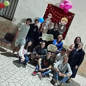 23