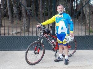 b_300_300_16777215_00_images_fotos_entrevistas_eugenio_bici.jpg