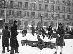 07-bolazos_Plaza_Mayor-20ARCM-20SY-20año-2045-20(1)