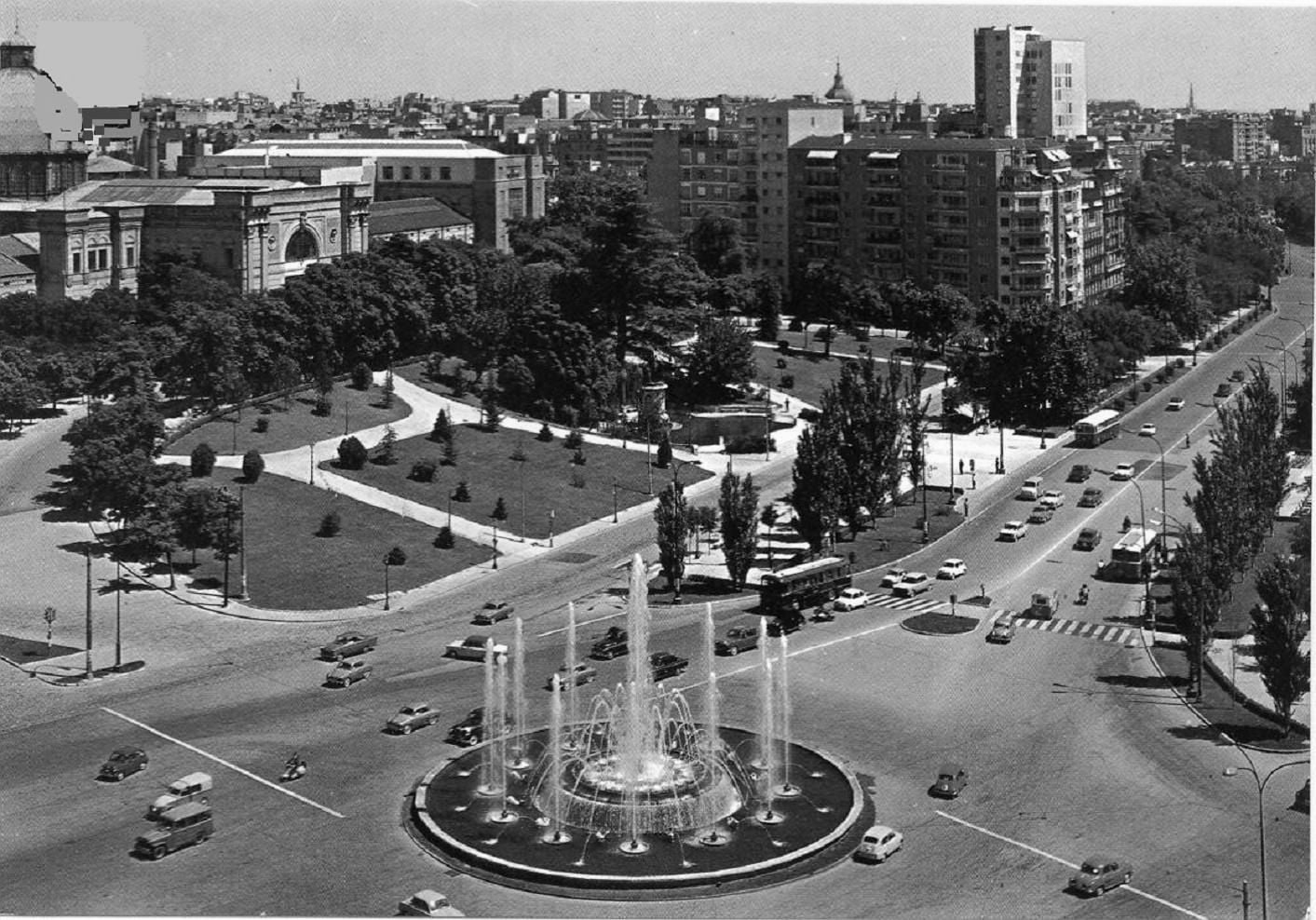Plaza de San Juan de la Cruz. Años 60