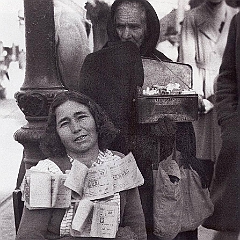 Vendedoras de loteria y cigarrillos 1948