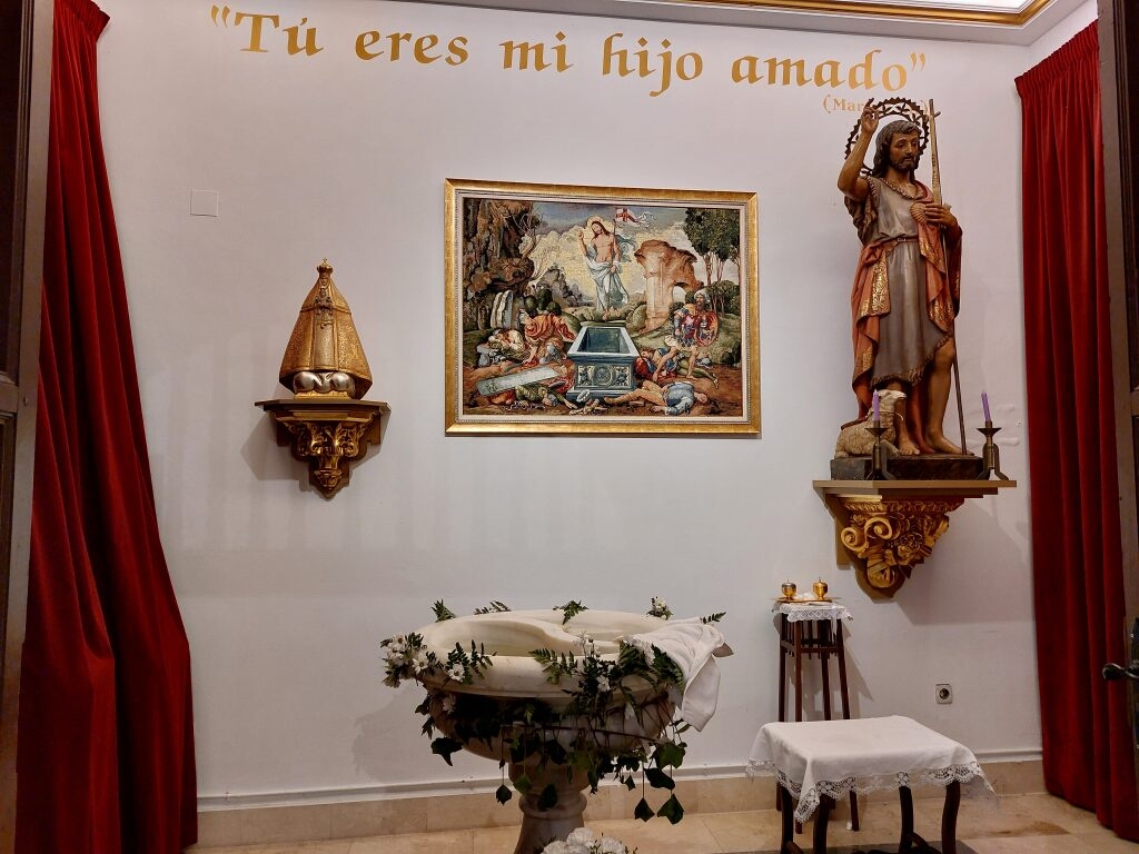 Iglesia-Corral-de-AlmaguerCapilla-bautismal-3-1024x768