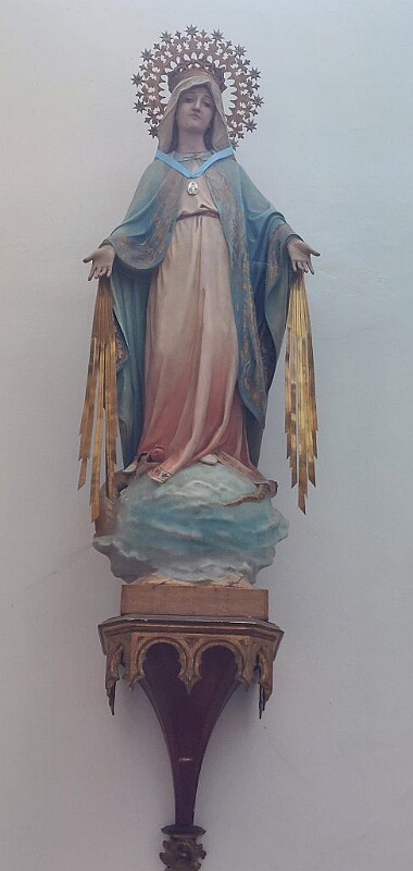 iglesia-corral-de-almaguer-milagrosa-487x1024