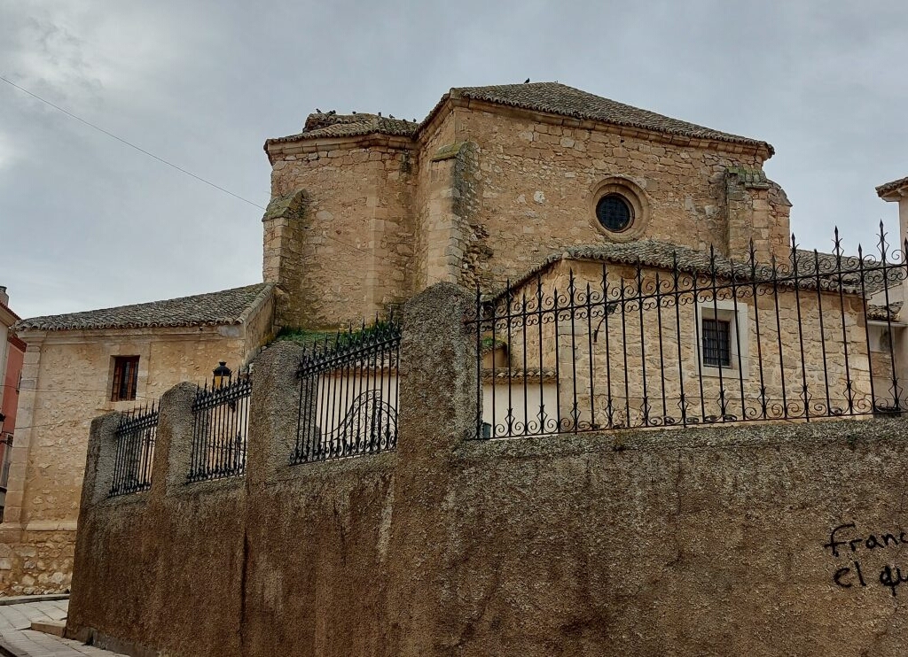 iglesia-corral-de-almaguer-torre-antigua-animas-marce-1024x742