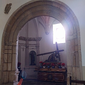 Iglesia-corral-de-almaguer-capilla-de-los-Bricenos-889x1024
