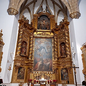 iglesia-corral-de-almaguer-altar-marce-768x1024