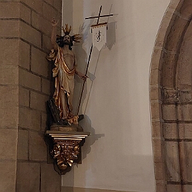 iglesia-corral-de-almaguer-resucitado-y-corazon-de-jesus-1-1024x865