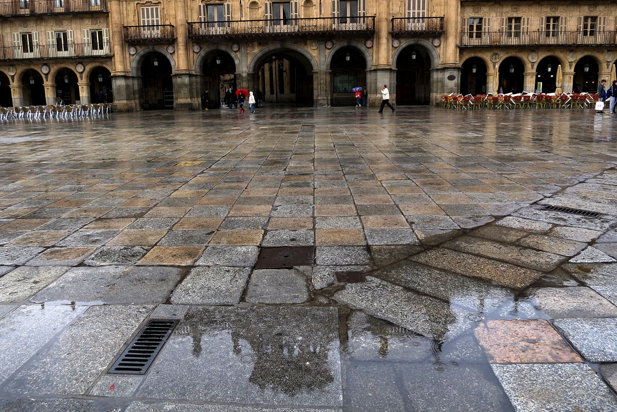 lluvia-plaza-mayor-llover