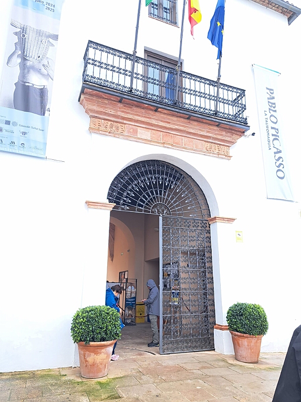 Imagen de WhatsApp 2025-04-07 a las 12.10.38_9756f9e3