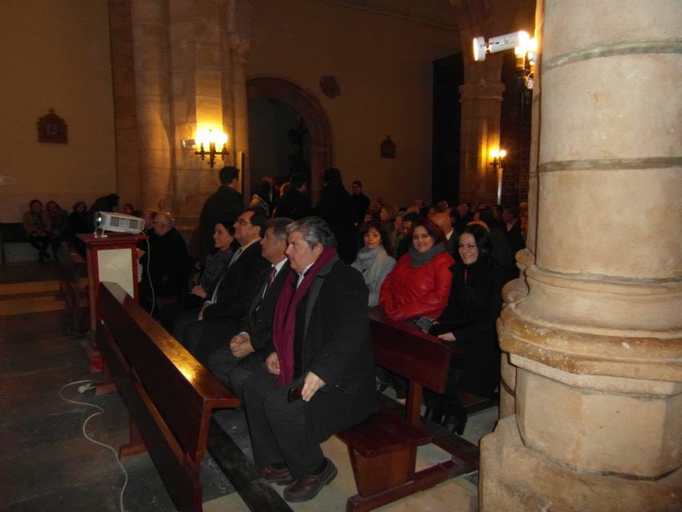 1536553_626934567342777_305233858_n