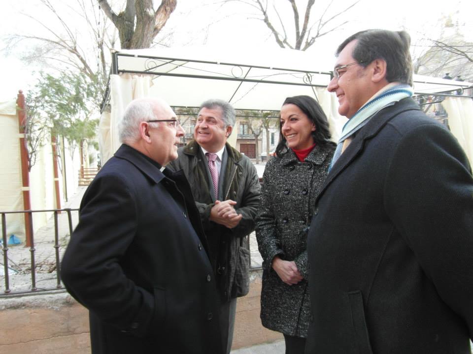 1517560_626934487342785_1955910319_n