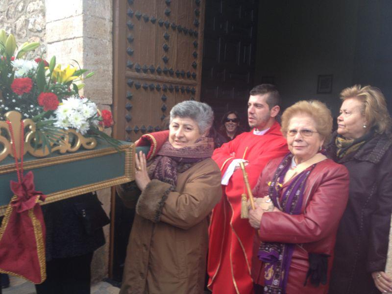 304747_497372506965651_896801011_n