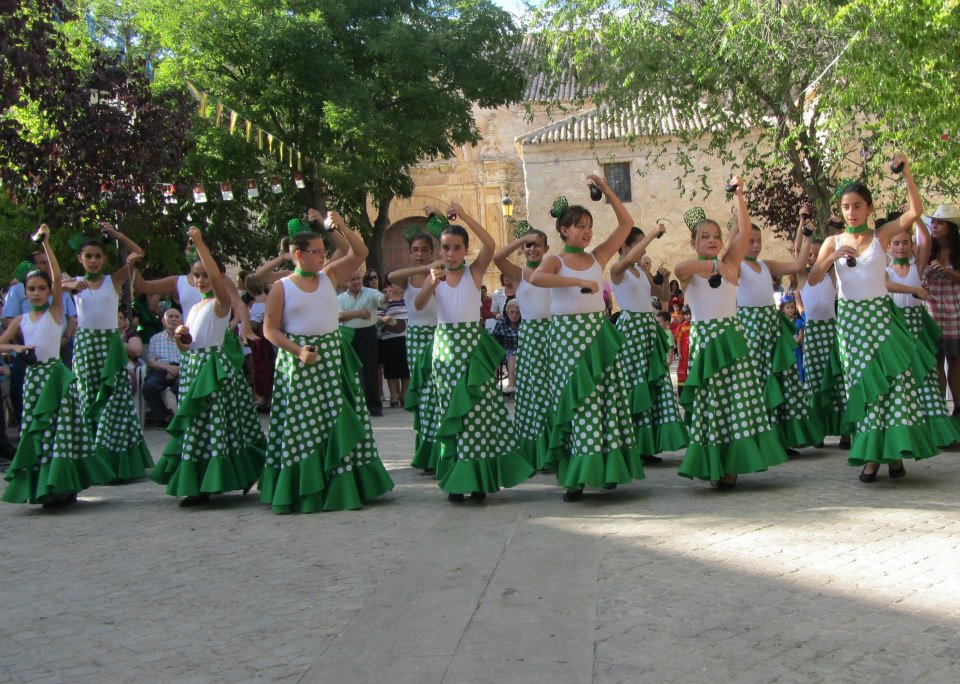 47240_383970738338983_550746253_n