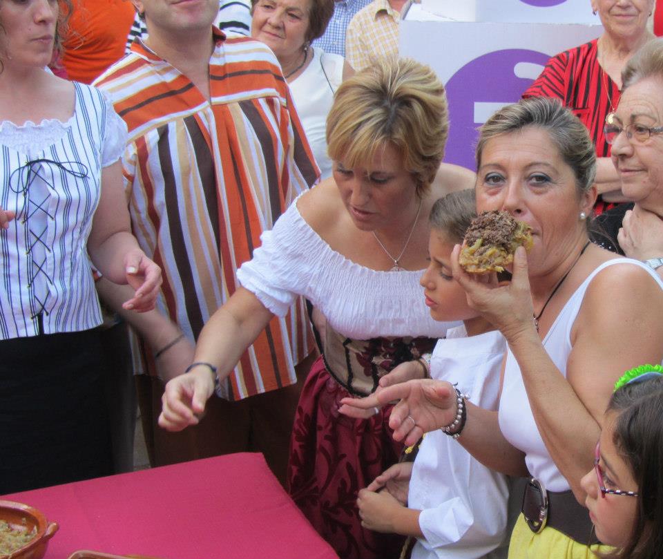 62056_383972738338783_403720906_n