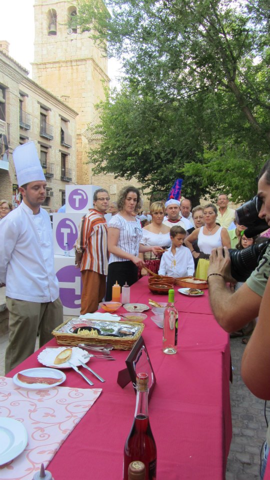 252482_383972651672125_1637328982_n