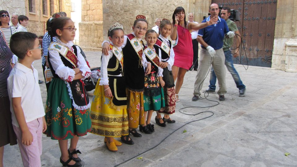 292975_383970985005625_1341410932_n