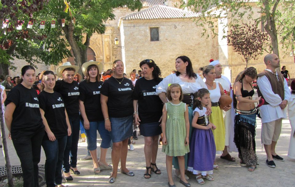 426224_383970108339046_1583351368_n