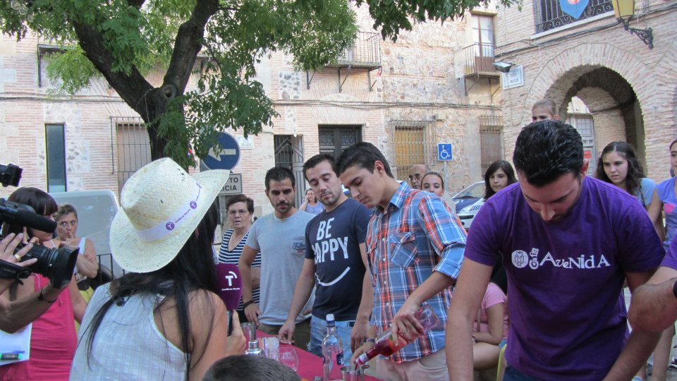 527527_383973058338751_1547581190_n