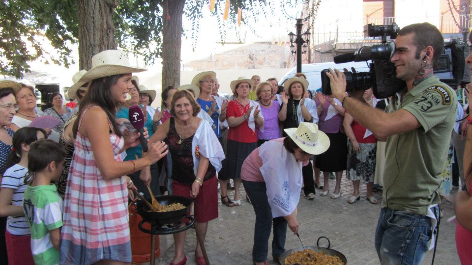 527685_383973135005410_1300993788_n