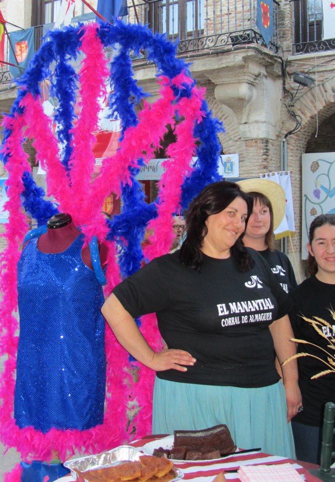 564493_383971971672193_2097011854_n