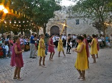 255504_383973655005358_1458379991_n