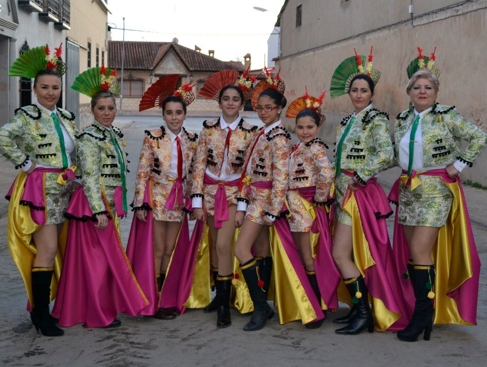 532027_444877732248283_619886171_n