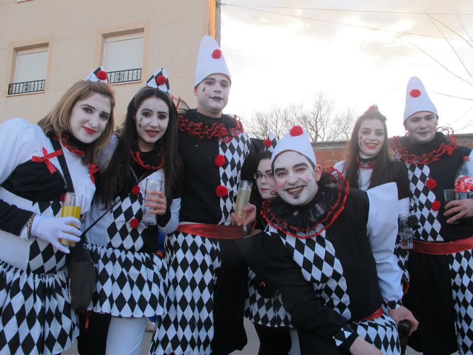 404516_444888605580529_1879241927_n