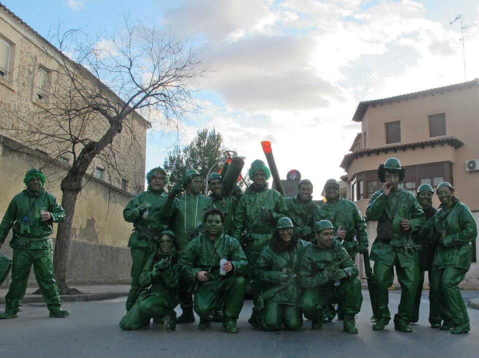 71860_444886695580720_1007449883_n