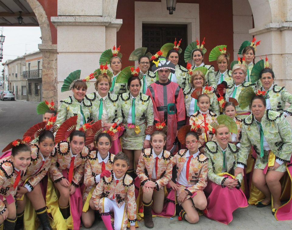 551283_447920091944047_1538493988_n