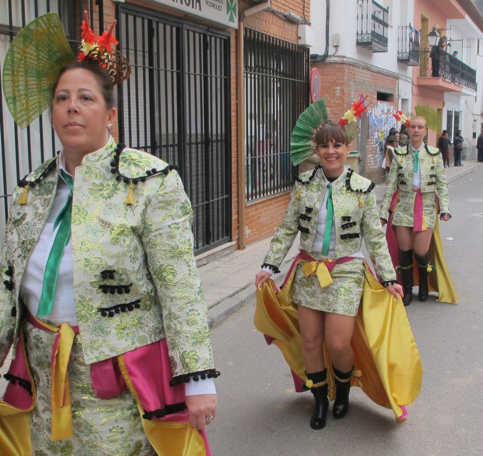 482484_447927611943295_381910701_n