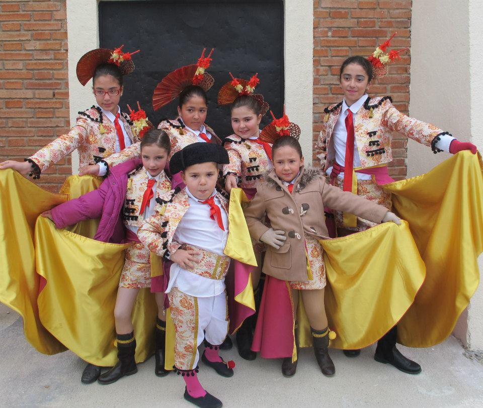 377615_447919221944134_1662972543_n