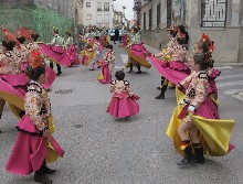 285602_447920285277361_176147163_n