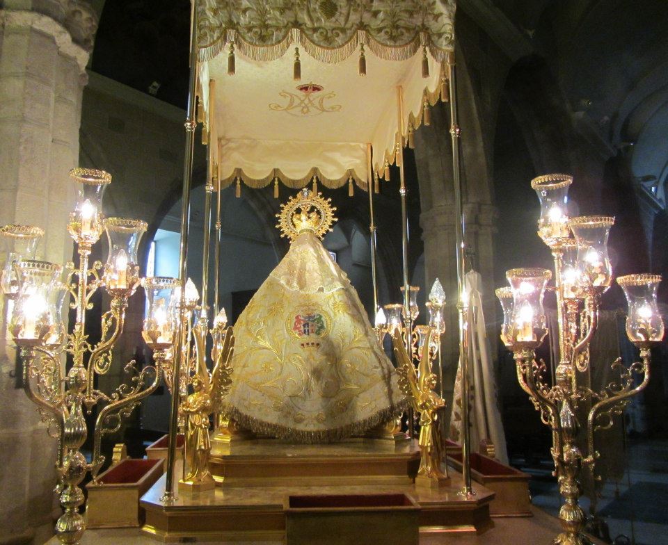 969665_483292615073461_1830903022_n