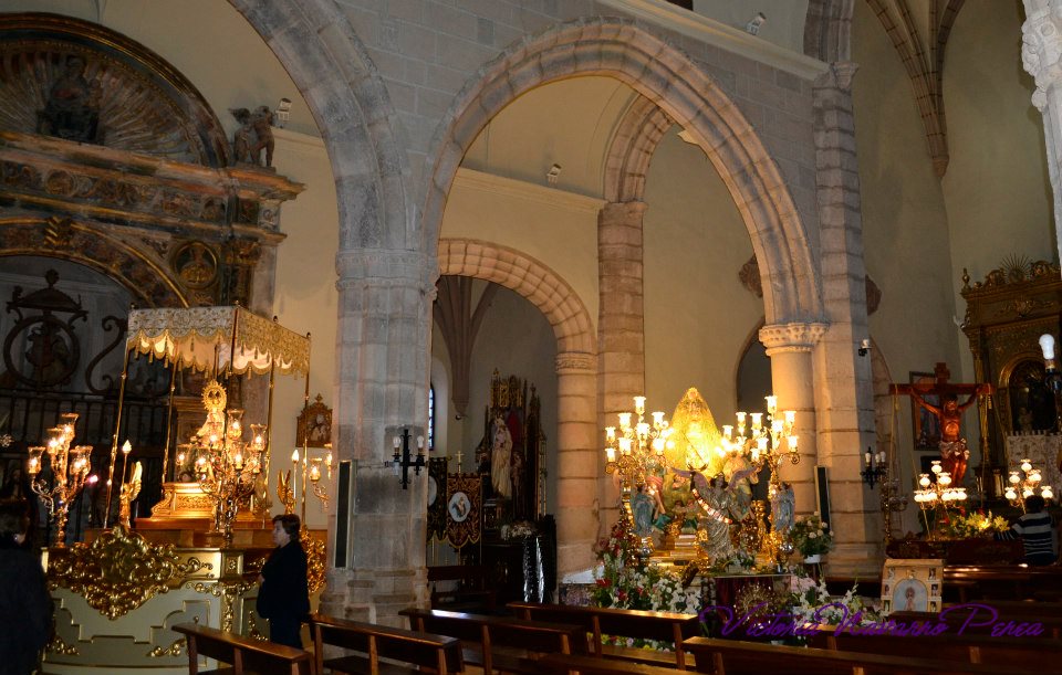 946927_483389798397076_1824598481_n