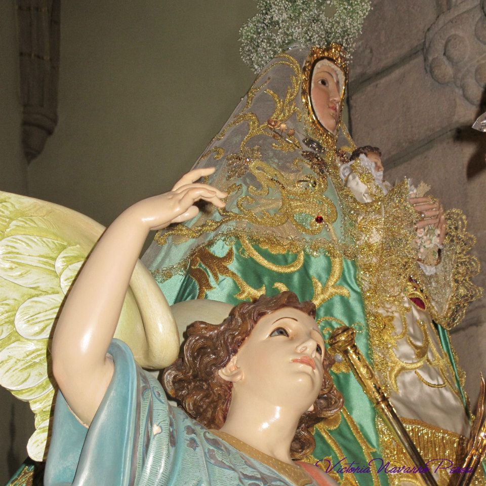 400760_481094178626638_1492321209_n