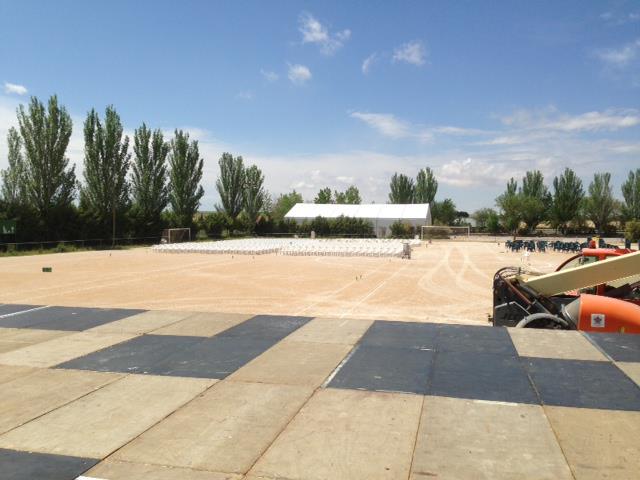 942152_566364050053557_1528798453_n