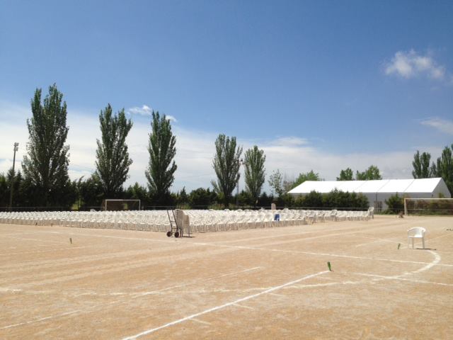 922981_567046766651952_387407665_n