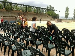 943799_566530270036935_566090213_n