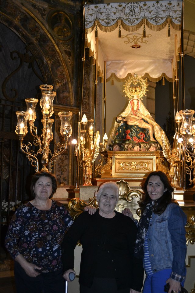 253350_483389928397063_870326274_n