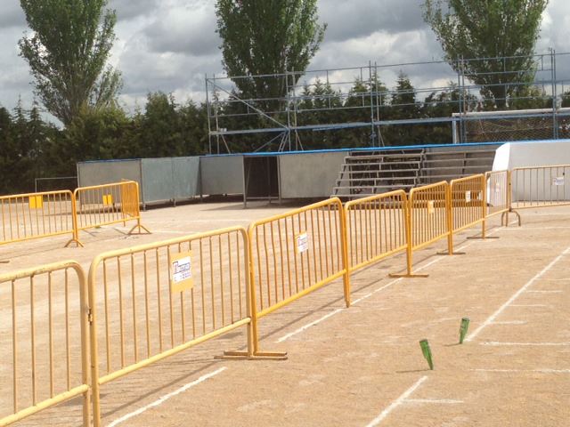 549063_567046636651965_1419064832_n