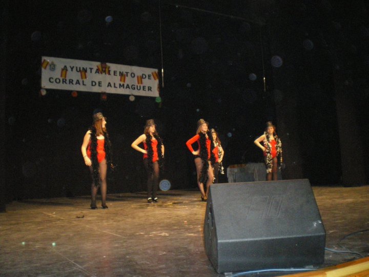 197588_138573132878746_100001781790250_233850_5299953_n