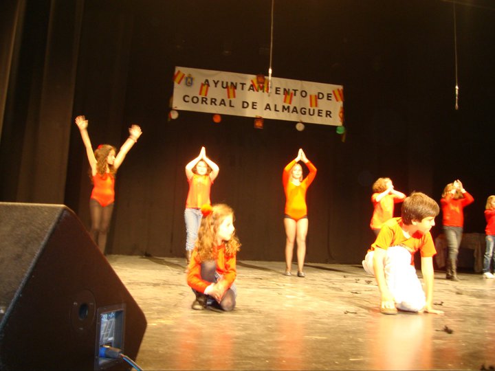 197250_138566416212751_100001781790250_233825_5288845_n