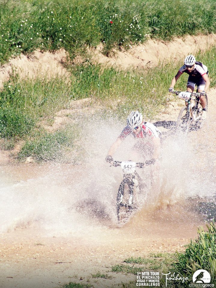 943311_10152773208700580_1619703980_n