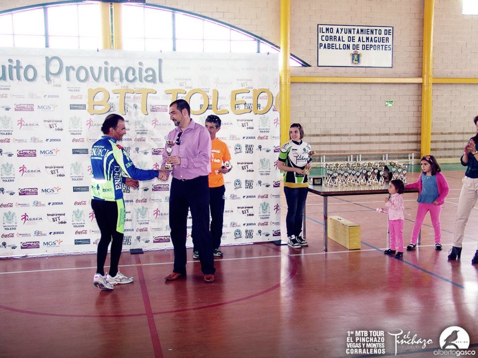 943257_10152773222535580_1654689078_n