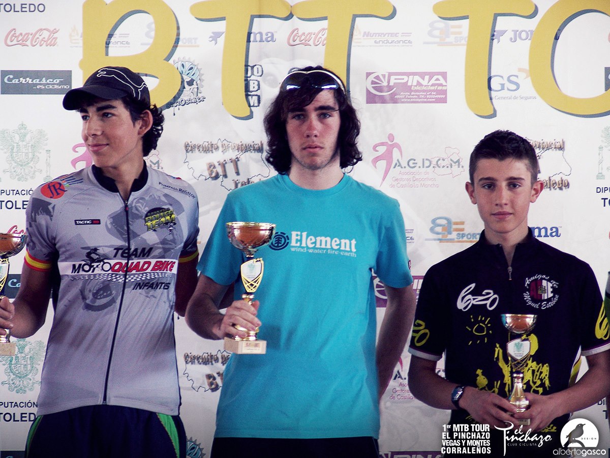 919381_10152773263565580_1823639924_o