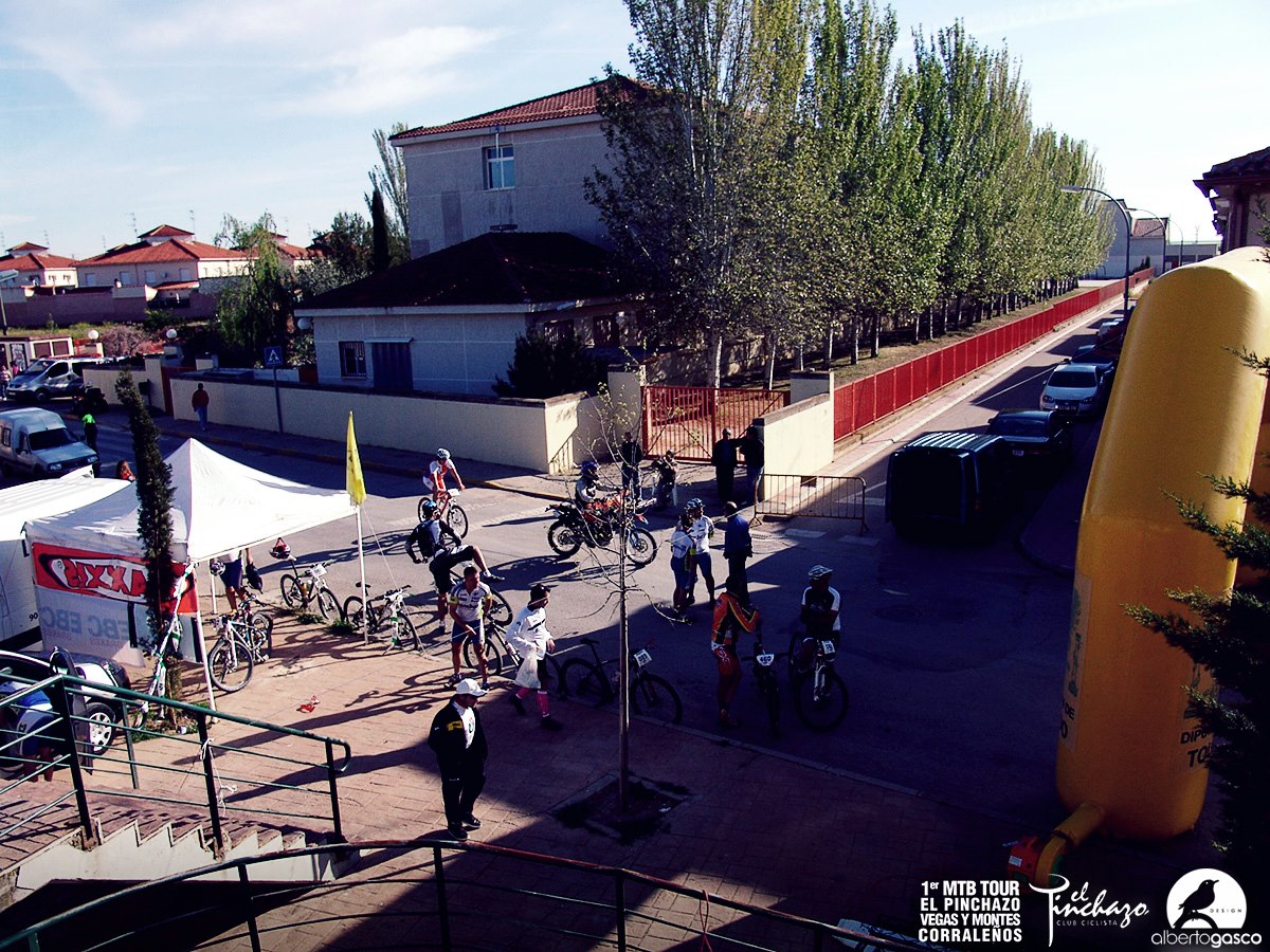 465888_10152773185900580_1647587296_o