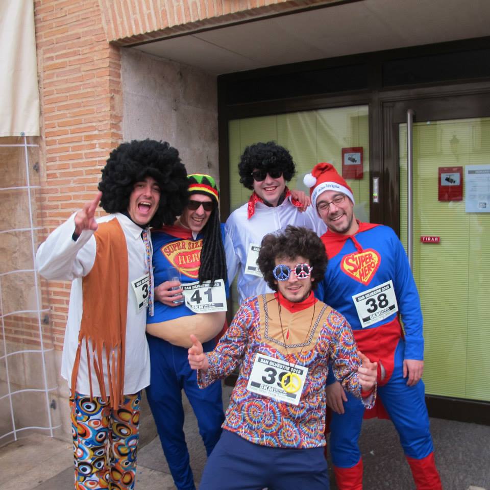 1521416_585660671503321_504177463_n