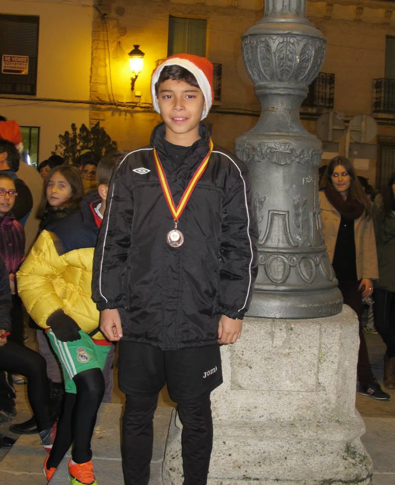 1503292_585663934836328_354435443_n